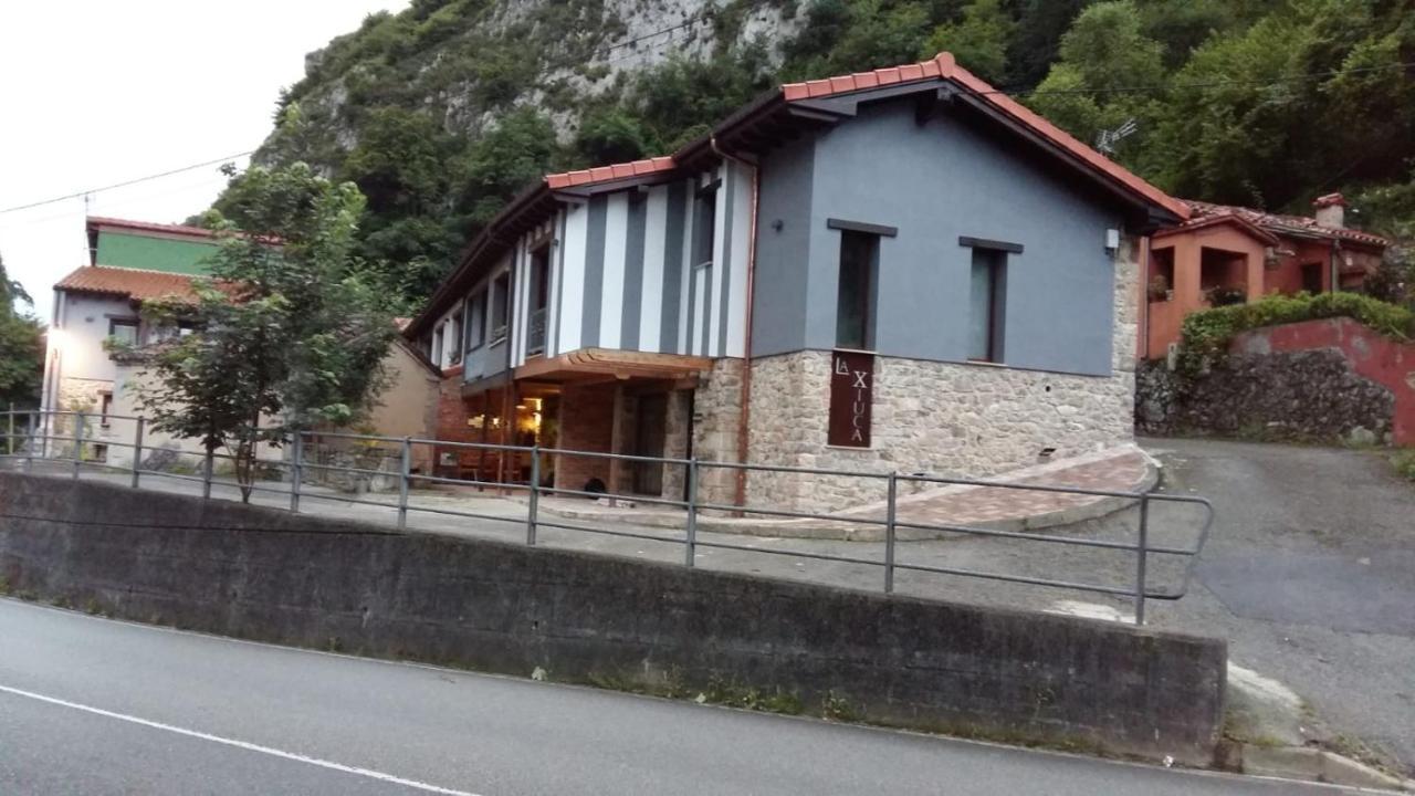 Casas La Xiuca Vendégház Corras de la Puente Kültér fotó