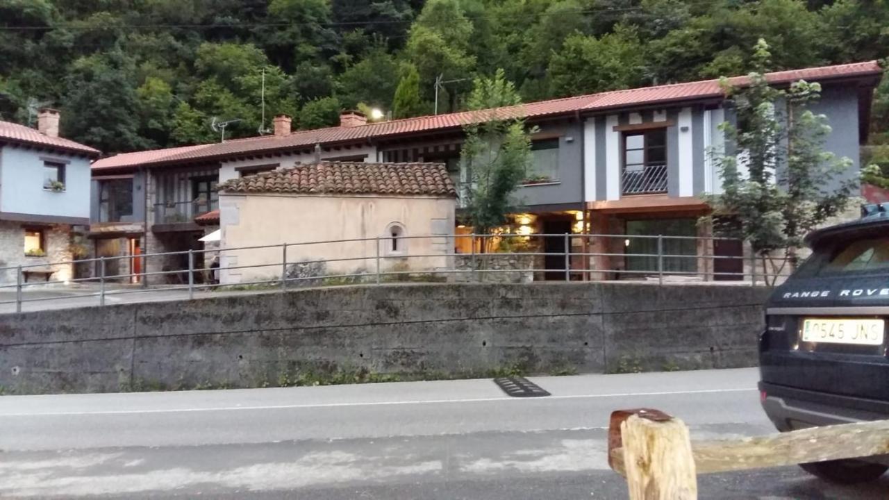 Casas La Xiuca Vendégház Corras de la Puente Kültér fotó